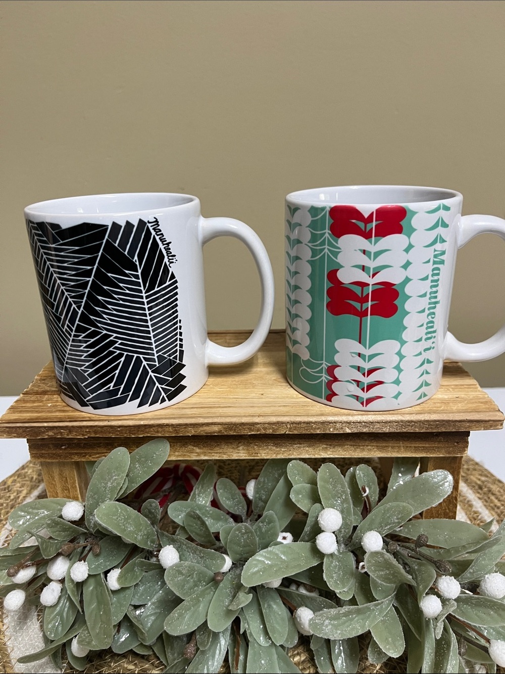 Two Manuheali’i 10oz cups in great condition